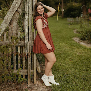 Meet your Posher, Madison